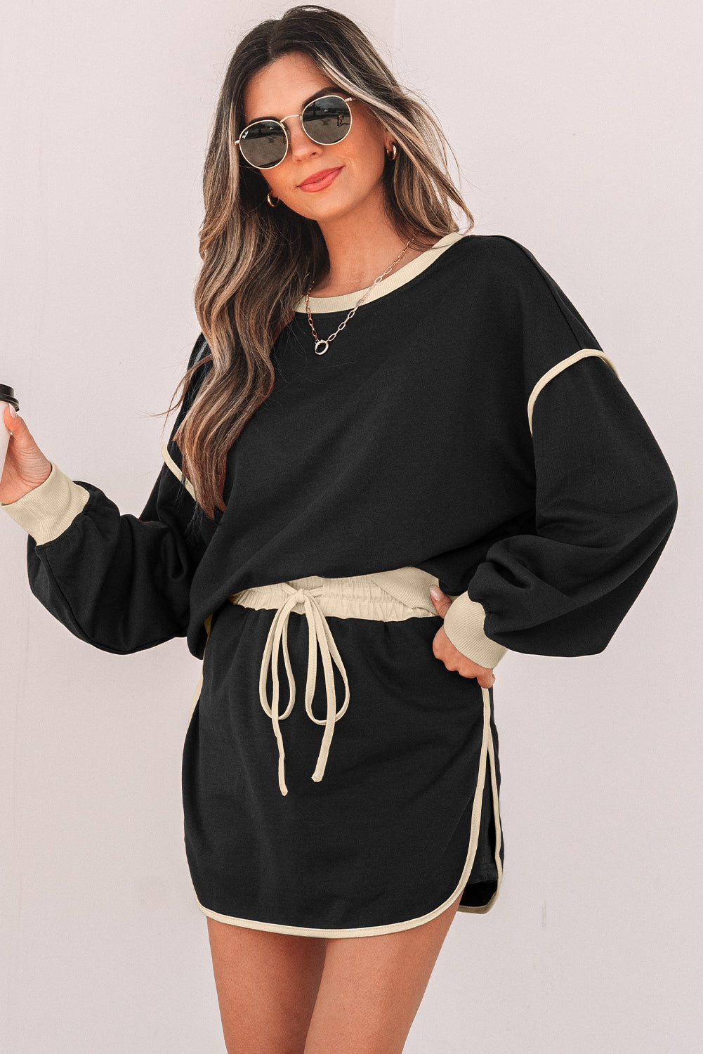 Black Color Contrast Loose Pullover and Lace-up Waist Skort Set