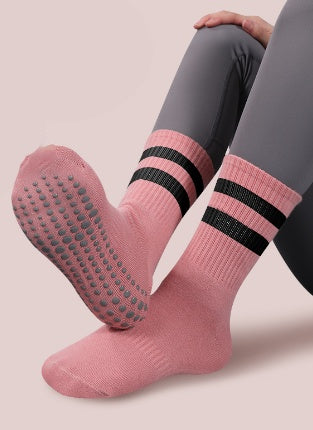 Comfortable Cotton Yoga Socks for Enhanced Grip and Stability