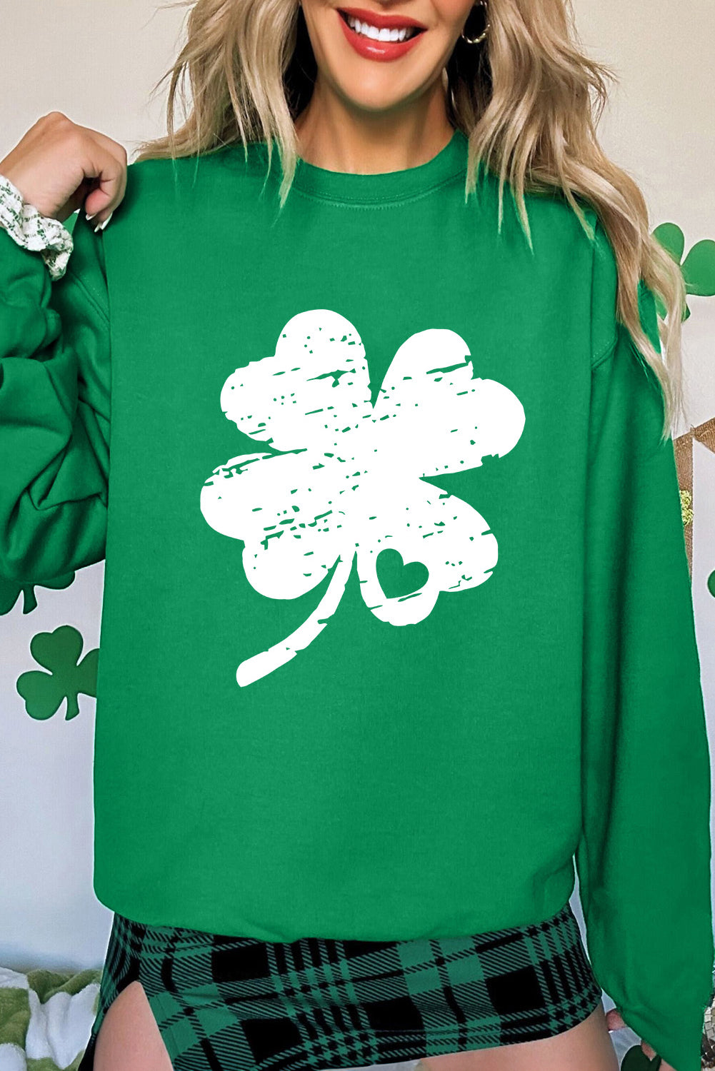 Dark Green St. Patricks Lucky Clover Graphic Sweatshirt