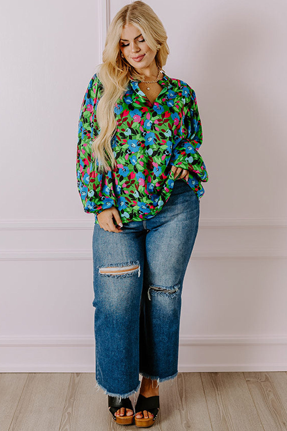 Green Plus Size Floral Bubble Sleeve V Neck Blouse