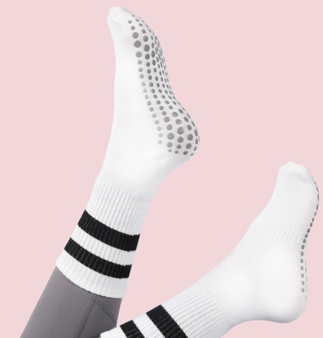 Comfortable Cotton Yoga Socks for Enhanced Grip and Stability