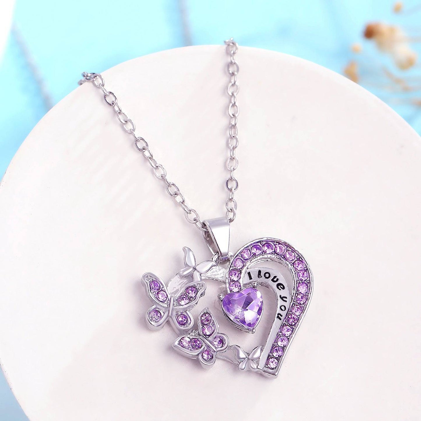 Ins Butterfly Love Necklace With Rhinestones Fashion Personality Hollow Heart-shaped Clavicle Chain Pendant Necklace For Valentine's Day