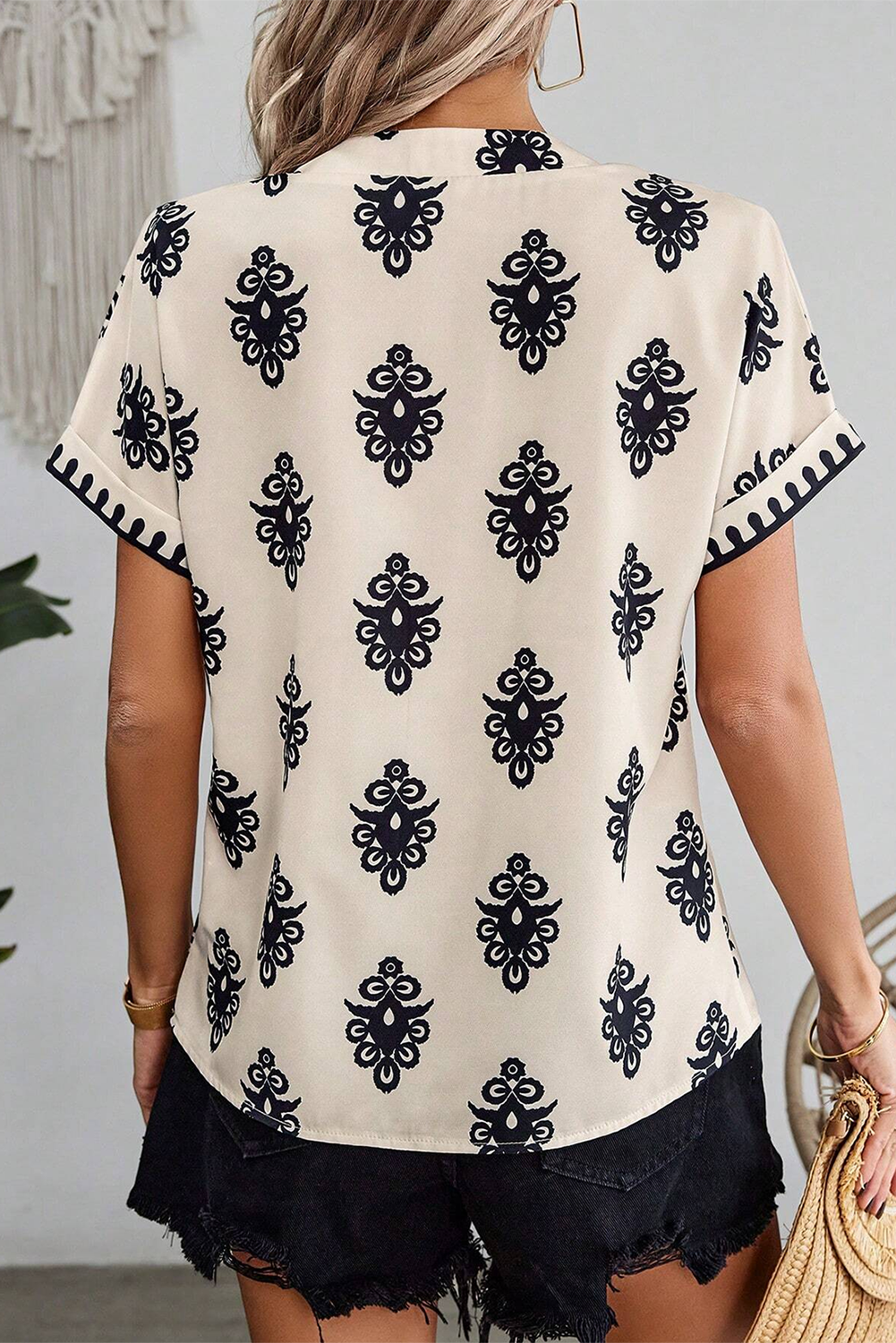 Black Geometric Print Short Sleeve V Neck Blouse